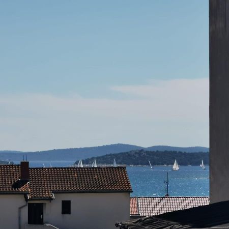 Near By Everything Vodice Esterno foto